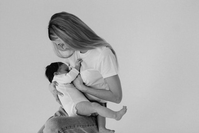 Understanding Breastfeeding and Food Poisoning