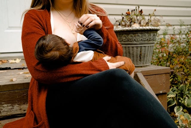 Baby Squirming When Breastfeeding