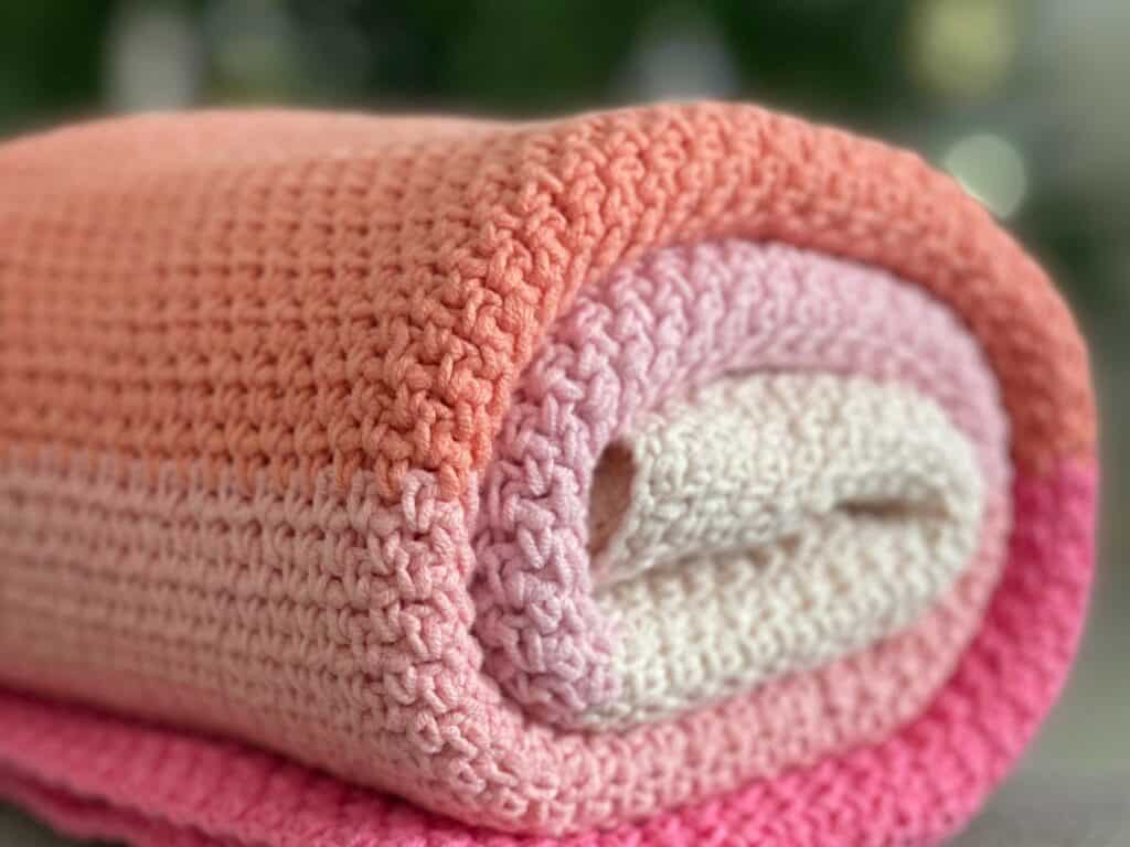 what size is a crochet baby blanket