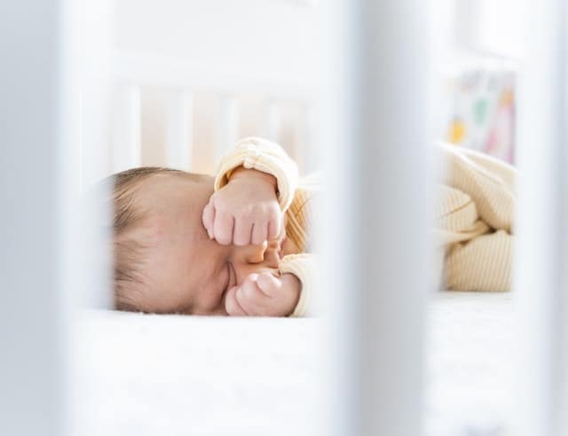 How To Dress A Baby For Sleep In A 70 Degree Room?