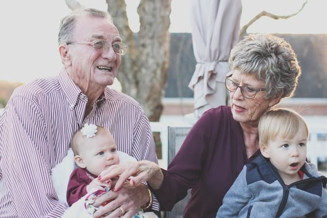 When is it Ok to Leave Baby with Grandparents?