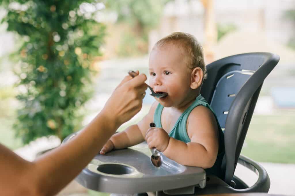 Can I Feed My Baby in the Car Seat