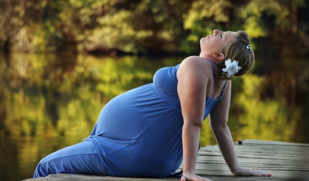 how to crack your upper back by yourself when pregnant