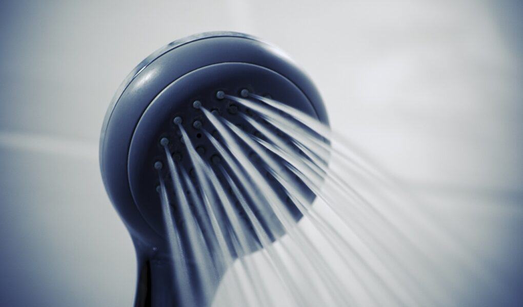 can hot showers cause birth defects