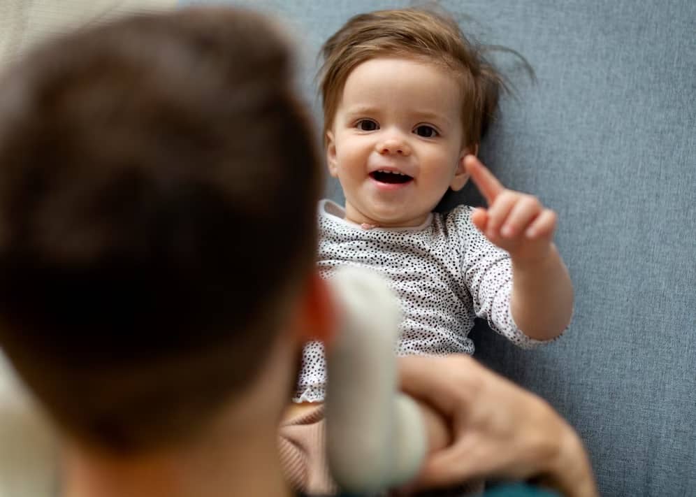 15 month old not talking just babbling