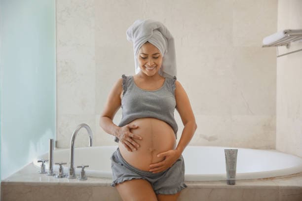 How Long Can I Take a Hot Shower While Pregnant