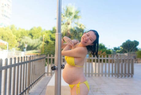 Hot Showers During First Trimester of Pregnancy