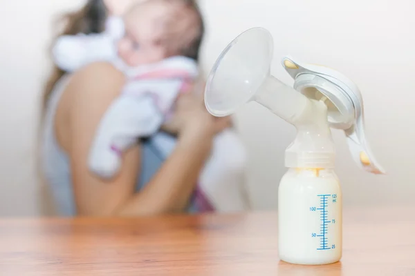 How Many Calories Do You Burn Pumping Breast Milk for 20 Minutes