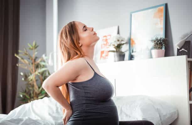 How to Safely Crack Your Back While Pregnant