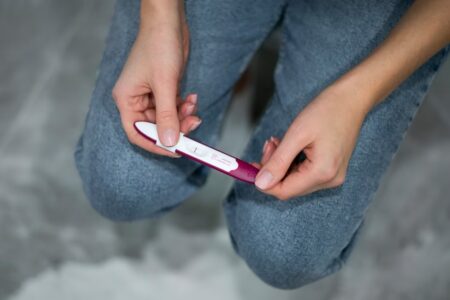 should pregnancy test lines get darker