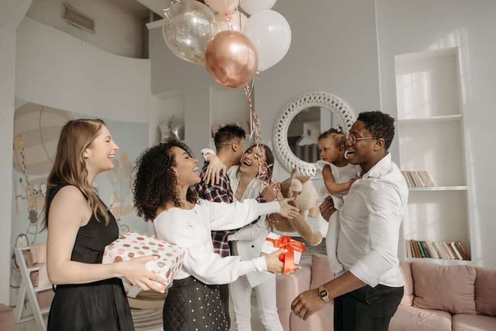 what to give on a baby gender reveal party